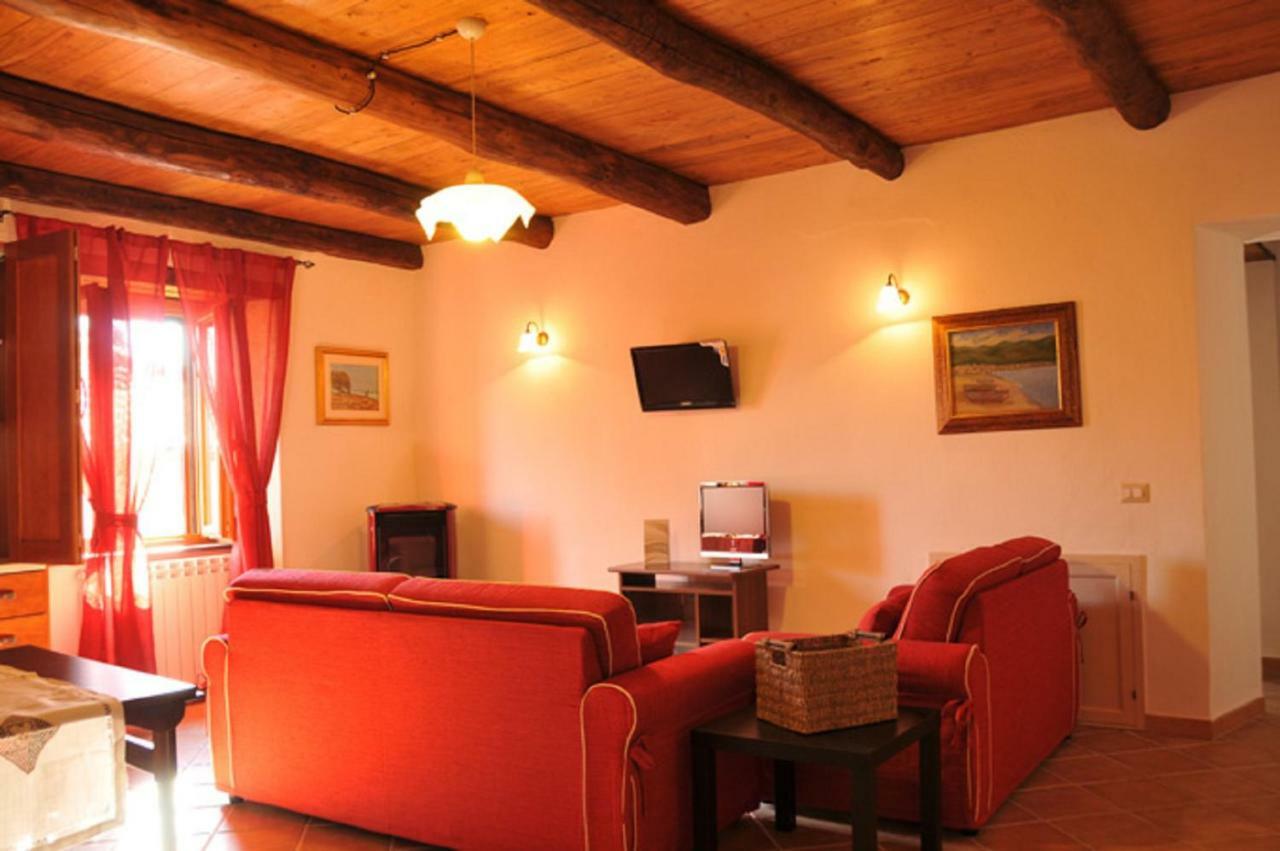 B&B Il Melograno Tortorella Kültér fotó