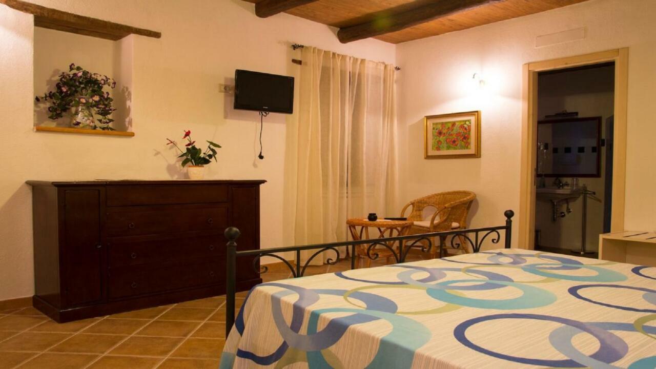 B&B Il Melograno Tortorella Kültér fotó