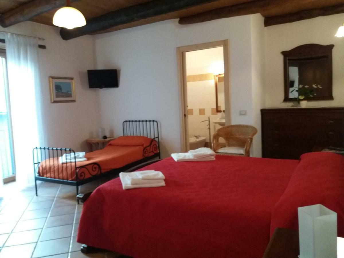 B&B Il Melograno Tortorella Kültér fotó